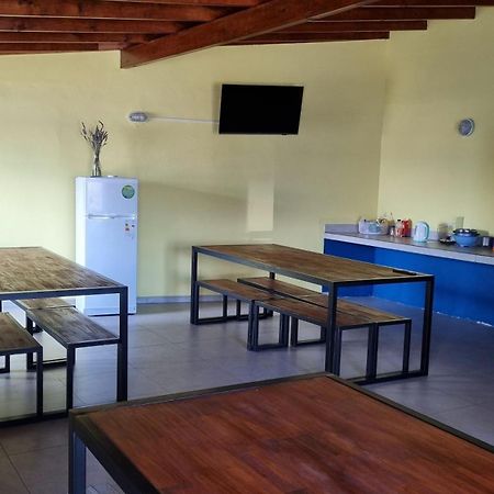 Matices Hostel Terminal El Calafate Kültér fotó